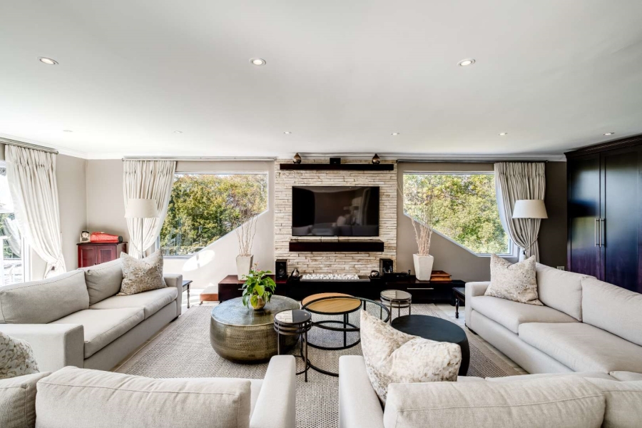 6 Bedroom Property for Sale in Newlands Western Cape
